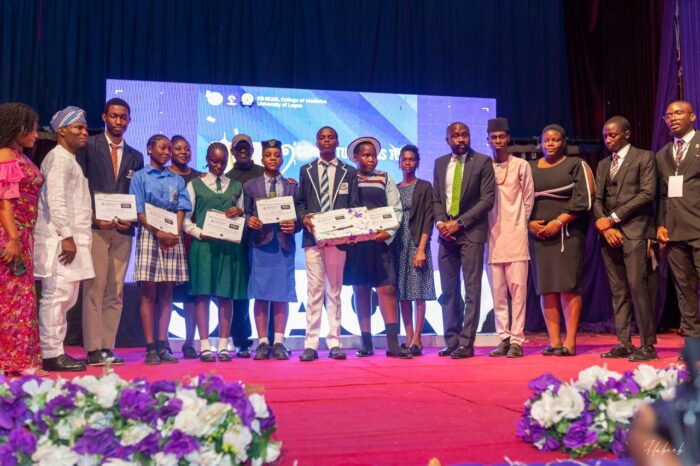 Presenting award to the winners of the Northwest Secondary School Speech Competition